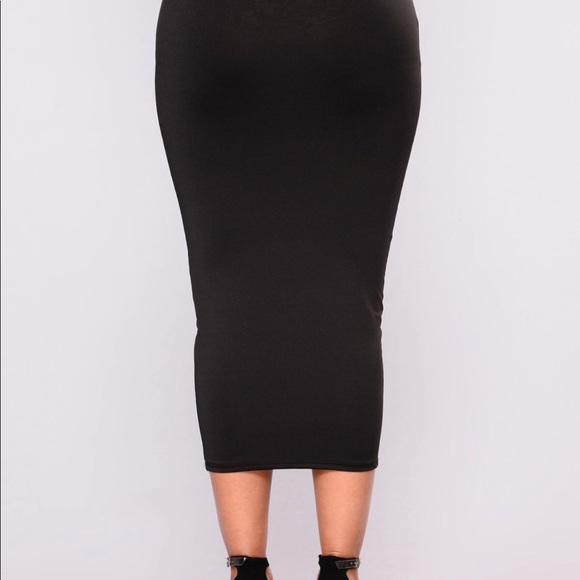 Fashion Nova Pencil Skirt - Picture 5 of 6